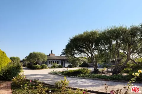 Exterior - 4217 Avenue Del Mar, Carpinteria, CA 93013 photo 4 of 11