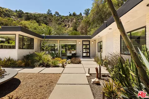 9991 Liebe Dr, Beverly Hills, CA 90210