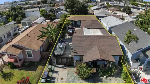 1526 E 77th Pl, Los Angeles, CA 90001