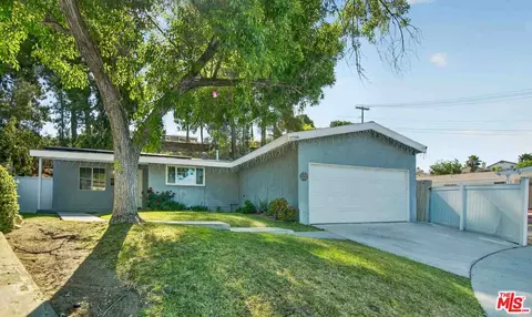 27706 Haxton Dr, Santa Clarita, CA 91351