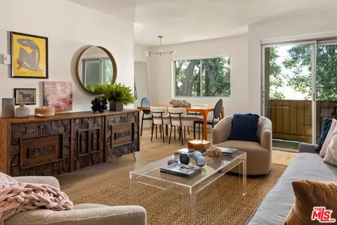 525 N Sycamore Ave #409, Los Angeles, CA 90036