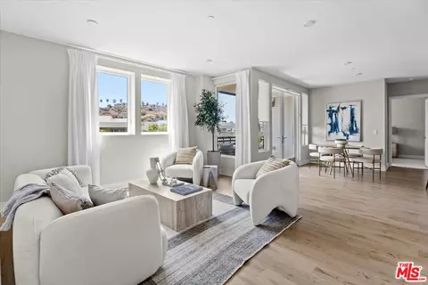 6030 Seabluff Dr #412, Playa Vista, CA 90094