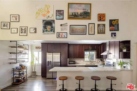 Kitchen - 718 N Raymond Ave #6, Pasadena, CA 91103 photo 2 of 2