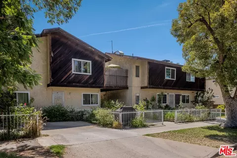 Exterior - 718 N Raymond Ave #6, Pasadena, CA 91103 photo 1 of 1