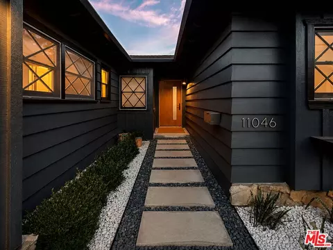 11046 Charnock Rd, Los Angeles, CA 90034