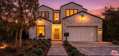 3640 S Barrington Ave, Los Angeles, CA 90066