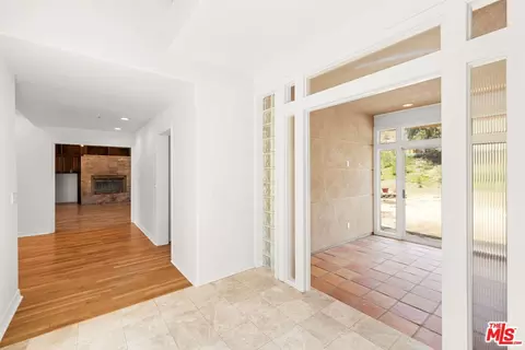 Entry Way - 5255 Soledad Canyon Rd, Acton, CA 93510 photo 2 of 6