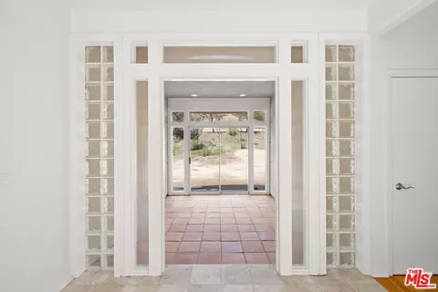Entry Way - 5255 Soledad Canyon Rd, Acton, CA 93510 photo 3 of 6