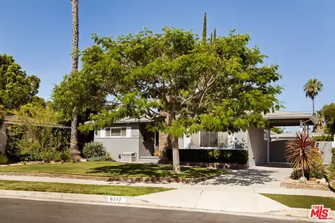 Exterior - 6237 Belmar Ave, Tarzana, CA 91335 photo 1 of 13