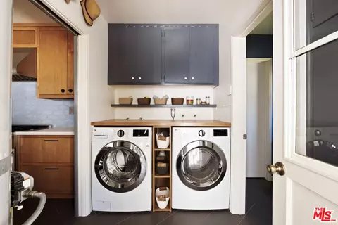 Other - 6237 Belmar Ave, Tarzana, CA 91335 photo 4 of 8