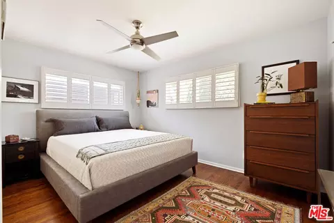 Bedroom - 6237 Belmar Ave, Tarzana, CA 91335 photo 1 of 6