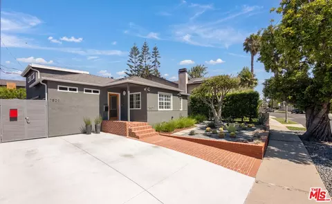 7807 Breen Ave, Los Angeles, CA 90045