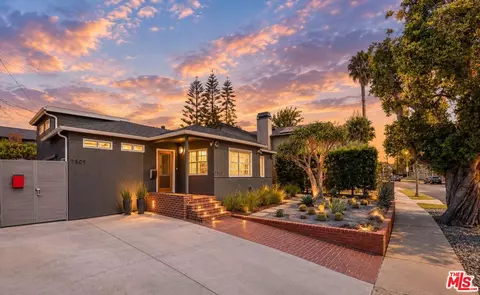 7807 Breen Ave, Los Angeles, CA 90045