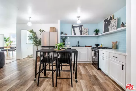 Kitchen - 9950 Durant Dr #406, Beverly Hills, CA 90212 photo 5 of 6