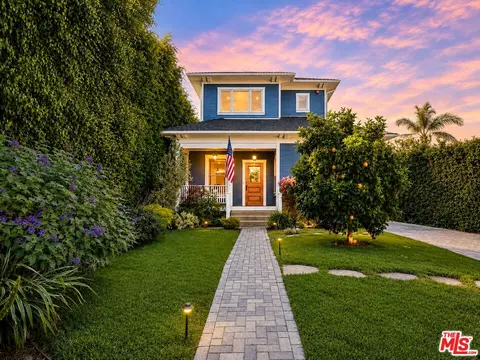 713 Bay St, Santa Monica, CA 90405