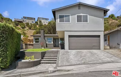 2761 Lompoc St, Los Angeles, CA 90065