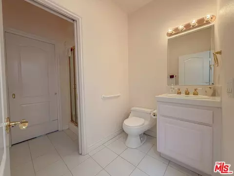 Bath - 28342 Shadowland Cir, Silverado, CA 92676 photo 12 of 12