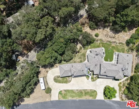 View/Area - 28342 Shadowland Cir, Silverado, CA 92676 photo 2 of 2