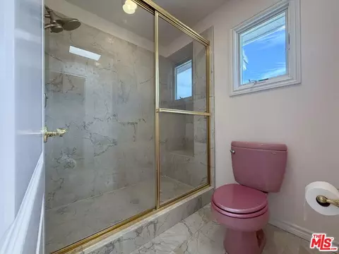 Bath - 28342 Shadowland Cir, Silverado, CA 92676 photo 1 of 12