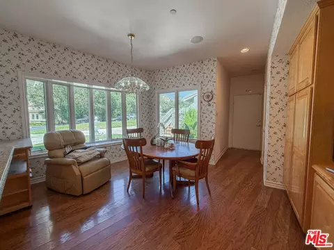 Dining - 28342 Shadowland Cir, Silverado, CA 92676 photo 3 of 3