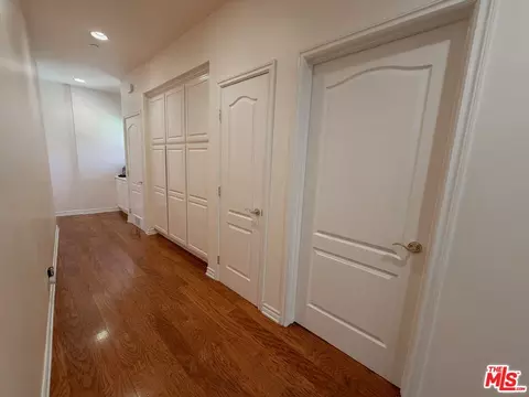 Entry Way - 28342 Shadowland Cir, Silverado, CA 92676 photo 6 of 6