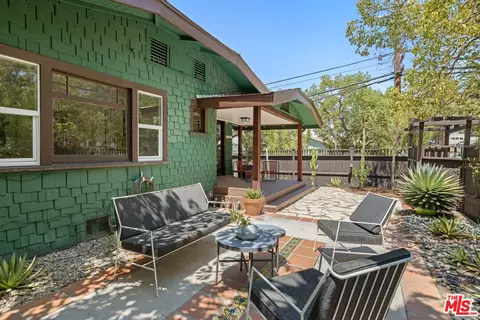 1149 Manzanita St, Los Angeles, CA 90029