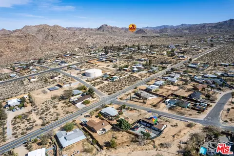 View/Area - 61664 Crest Circle Dr, Joshua Tree, CA 92252 photo 2 of 5