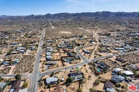 View/Area - 61664 Crest Circle Dr, Joshua Tree, CA 92252 photo 5 of 5