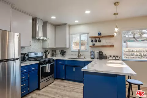 Kitchen - 61664 Crest Circle Dr, Joshua Tree, CA 92252 photo 3 of 3