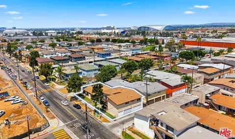 10242 S 10th Ave, Inglewood, CA 90303