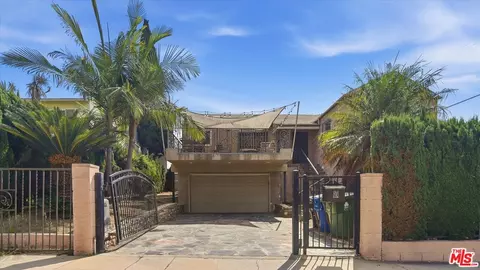 5760 Valley Ridge Dr, Los Angeles, CA 90043
