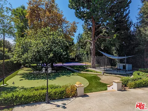 Exterior - 2996 San Pasqual St, Pasadena, CA 91107 photo 11 of 13