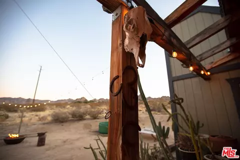Exterior - 6767 California Ave, Joshua Tree, CA 92252 photo 5 of 10