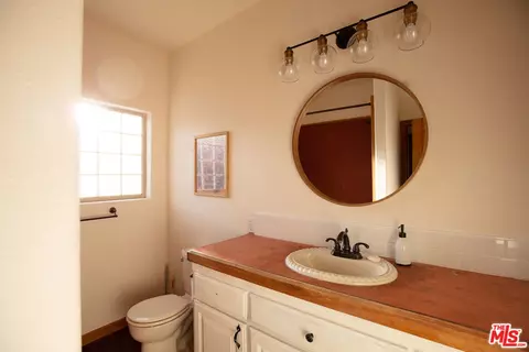 Bath - 6767 California Ave, Joshua Tree, CA 92252 photo 2 of 2