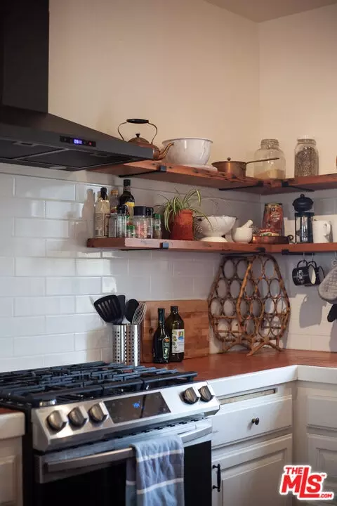 Kitchen - 6767 California Ave, Joshua Tree, CA 92252 photo 3 of 3