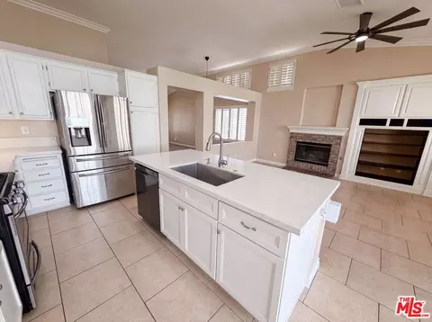 Kitchen - 7102 Breno Pl, Rancho Cucamonga, CA 91701 photo 2 of 2