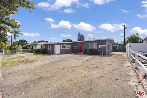 8353 Costello Ave, Panorama City, CA 91402