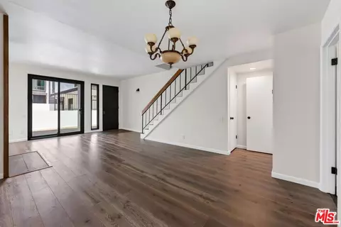 1314 17th St #8, Santa Monica, CA 90404