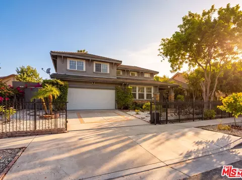 7701 Jordan Ave, Canoga Park, CA 91304