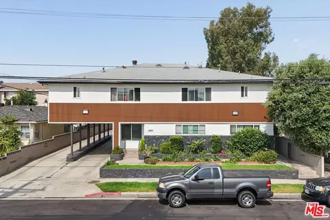 14611 Larch Ave, Lawndale, CA 90260