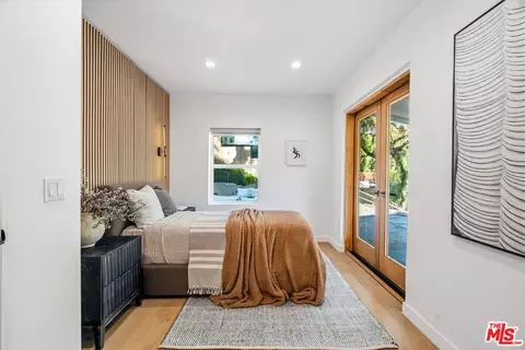 Bedroom - 10327 Wheatland Ave, Sunland, CA 91040 photo 1 of 3