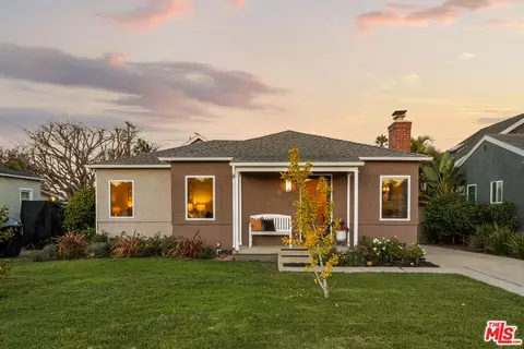 8372 Stewart Ave, Los Angeles, CA 90045