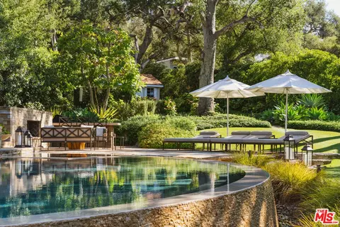 610 Olive Rd, Santa Barbara, CA 93108