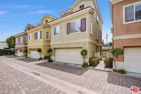 1849 W 213th St, Torrance, CA 90501