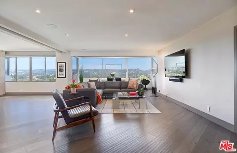 865 Comstock Ave #16F, Los Angeles, CA 90024