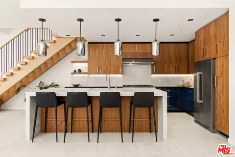 Undisclosed, Santa Monica, CA 90405