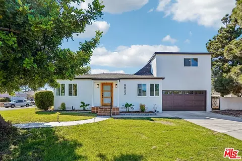 8855 Lilienthal Ave, Los Angeles, CA 90045
