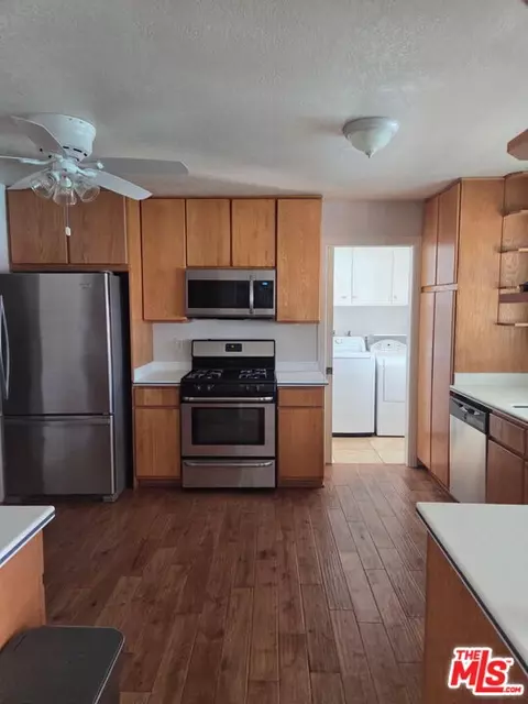 Kitchen - 3328 Greenville Ave, Simi Valley, CA 93063 photo 2 of 3