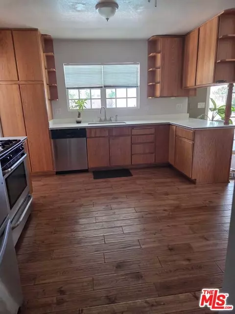 Kitchen - 3328 Greenville Ave, Simi Valley, CA 93063 photo 1 of 3