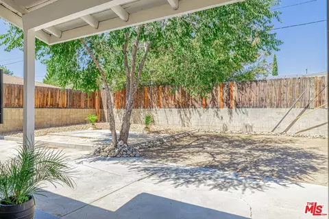 Exterior - 37739 Sumac Ave, Palmdale, CA 93550 photo 4 of 9